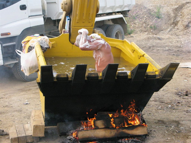 redneck-hot-tub-1-opti
